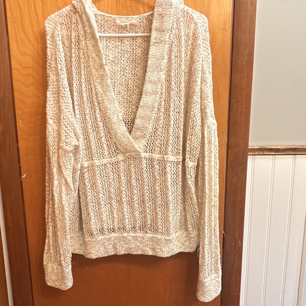 Cream Knit V-Neck Sweater